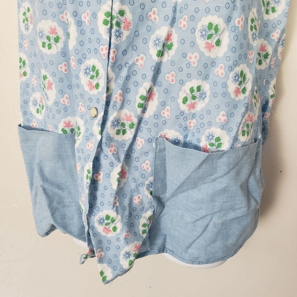 Artistic Creation Vintage Small Light Blue Smock Pink White Floral Painter